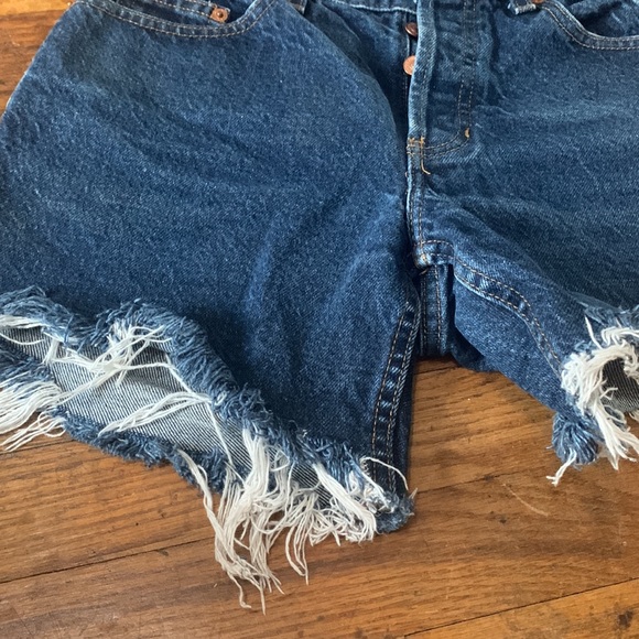 Vintage Gap Cut Off Denim Shorts - Picture 7 of 7